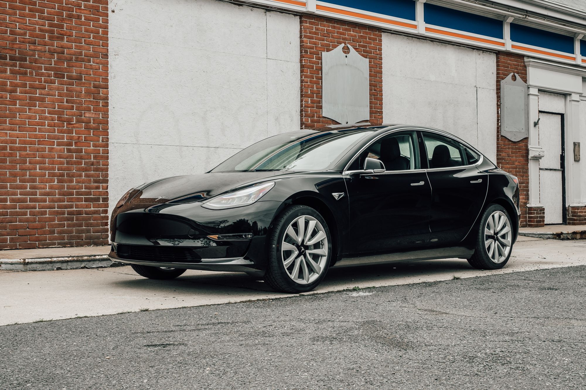 Are there Drawbacks to the Tesla Model 3?
