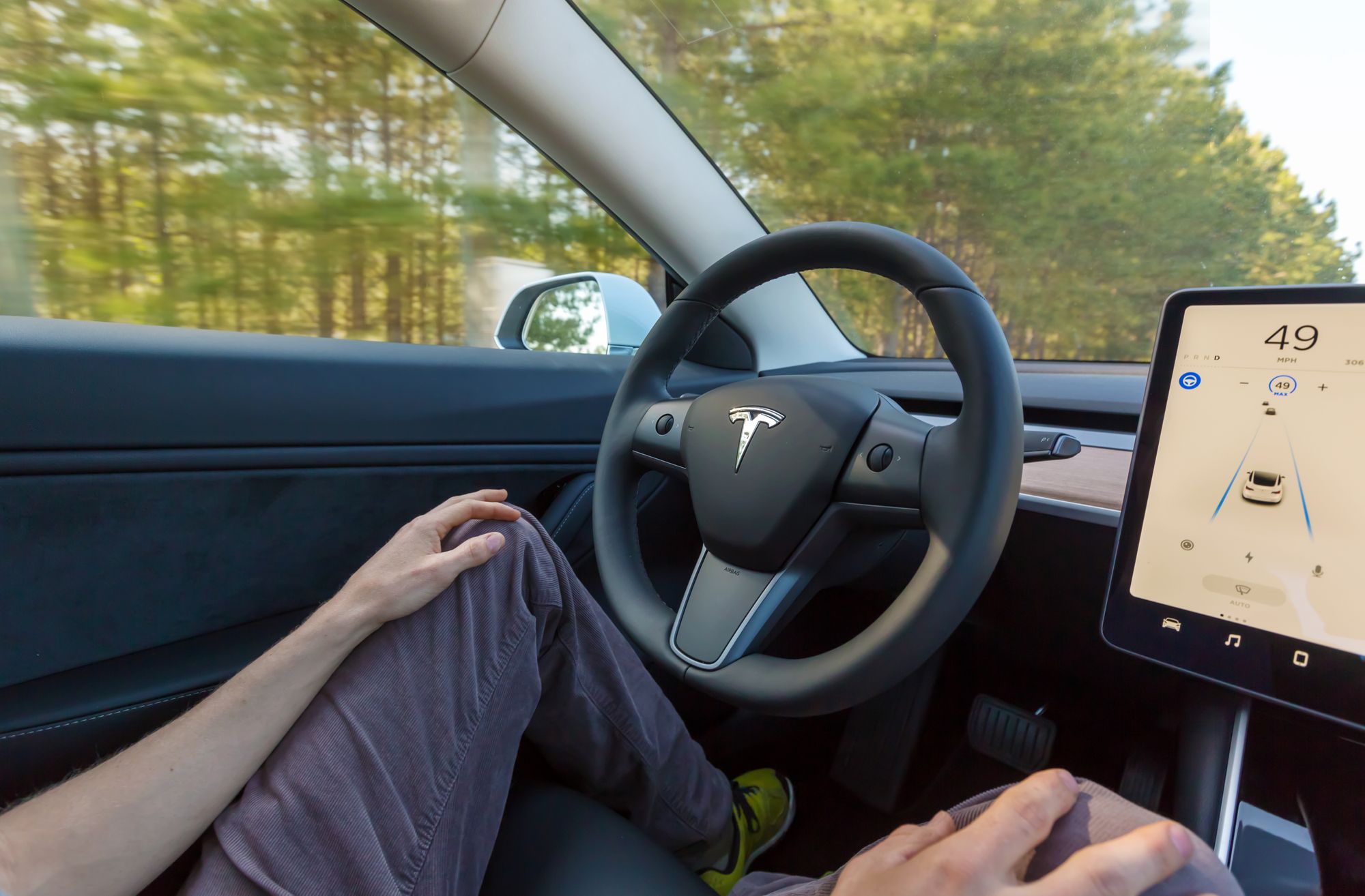 Autopilot vs. Self-driving: Which is better?